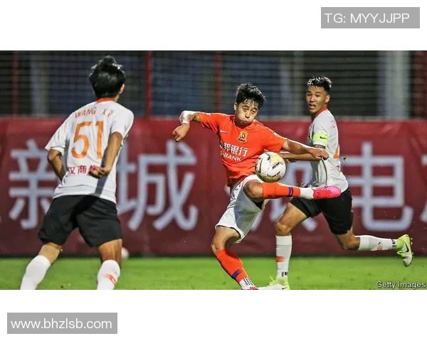 中国足球明星的崛起与挑战：他们如何改变中国足球的未来