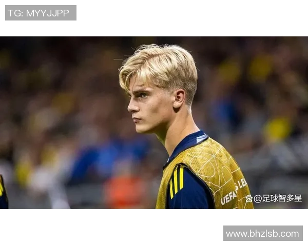 争议判罚引发热议哪位足球明星成为焦点人物